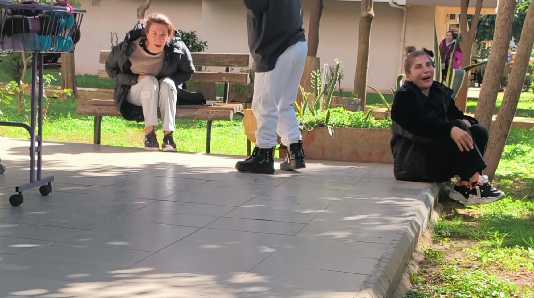 Ablasiniarayipintharedeceginisoyledi