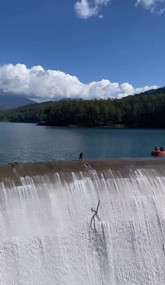 Acikbarajdaplajdagibidolasti