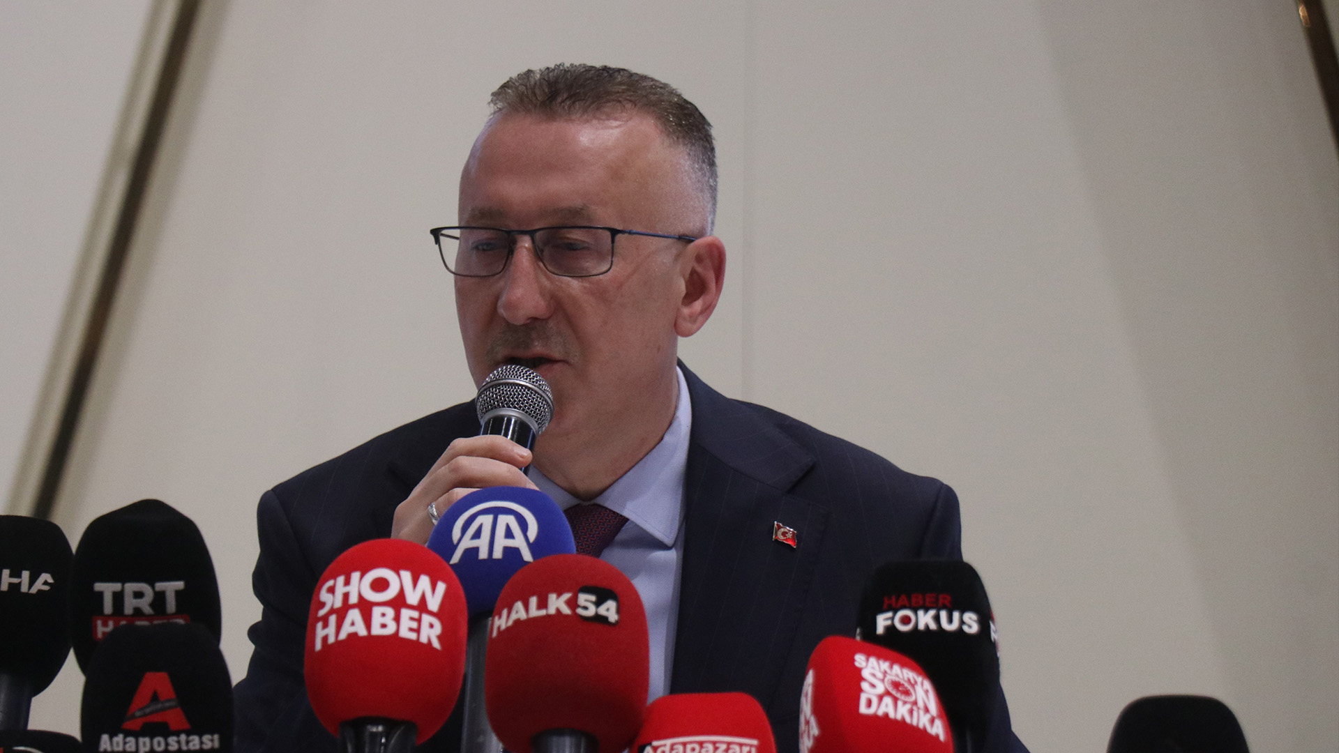 Adapazaribelediyebaskaniaciklamayapti