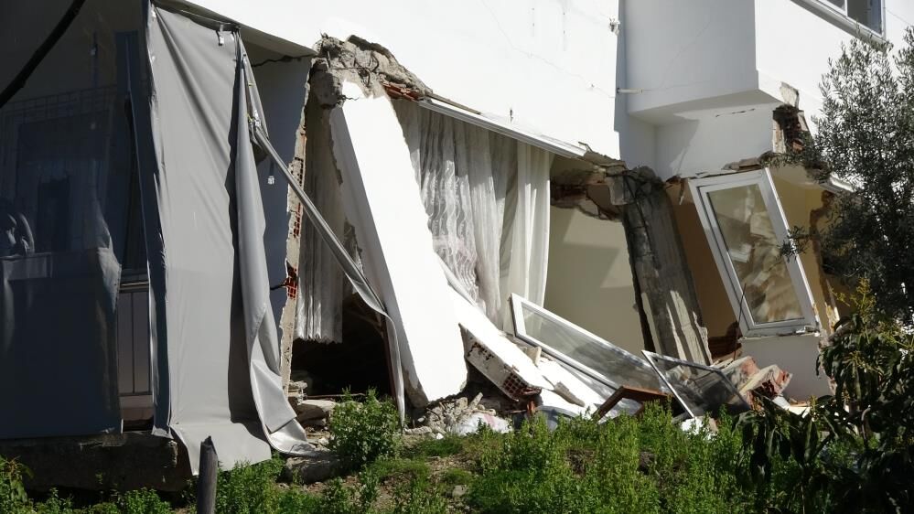 Alanyadayagissonrasizeminkaydi3Binatahliyeedildi