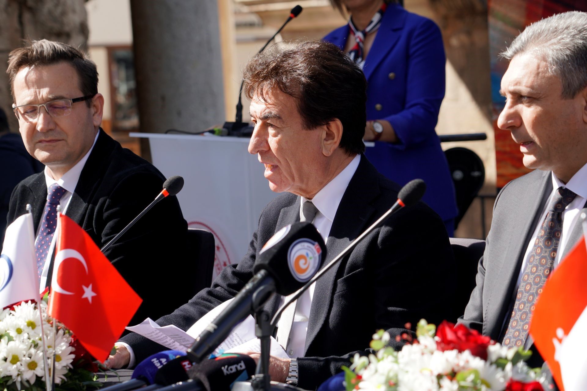 Antalyadarekorkatilimlapedallardonecek