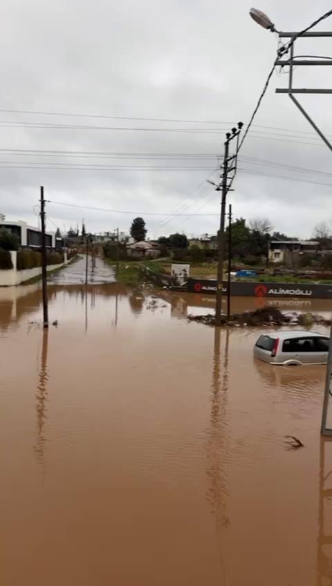 Antalyadataskinaaractayakalandilarmahsurkalanlaricinsaniyelerleyarisildi