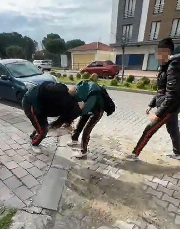 Canakkaledekizcocugunadarp