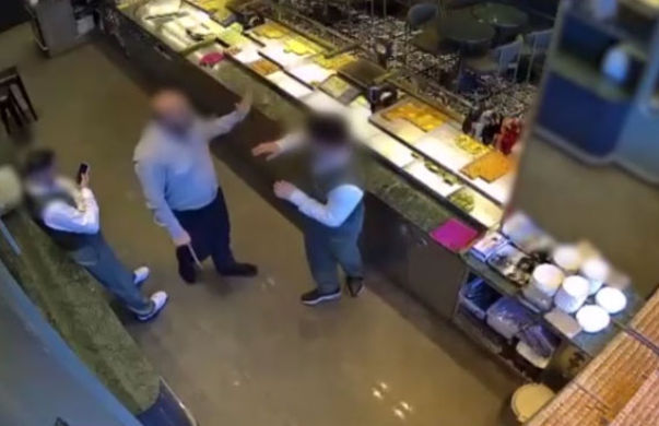 Dedehsetmudurden16Yasindakicalisanademircubuklaiskence