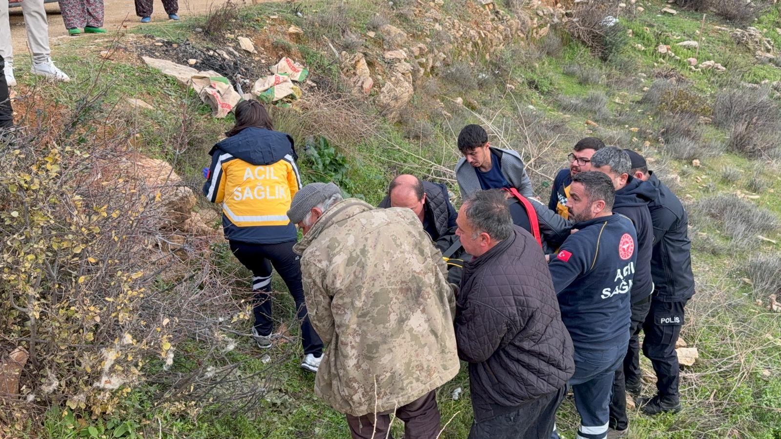 Fecikazayasliciftmotosikletleucurumadustu