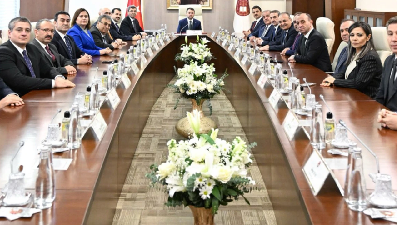 Gurlektenhskyailkmesajyargilamalardahakisasuredebitmeli