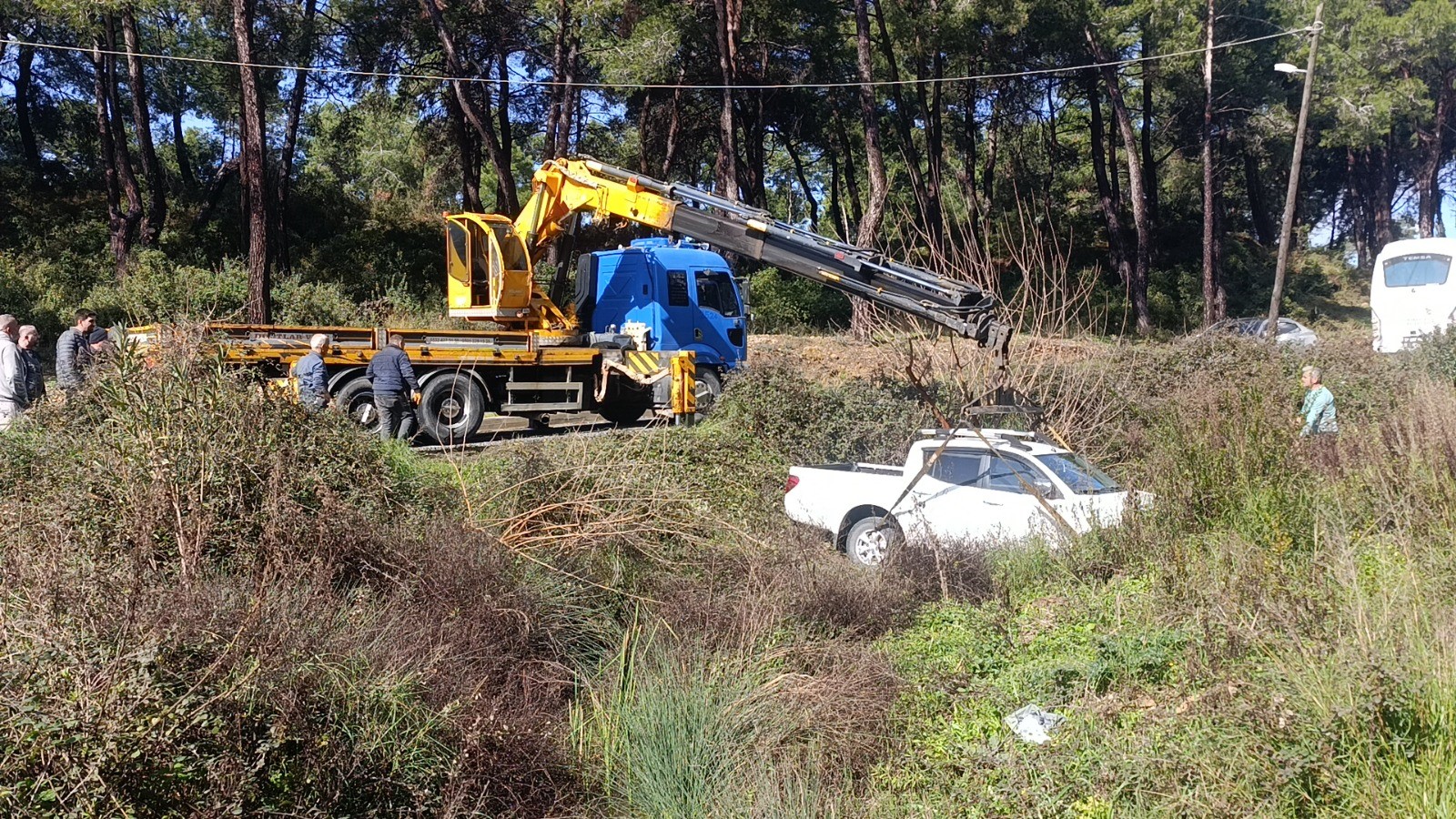 Kamyonetdereyeuctumuhtartaleplerinisiraladi