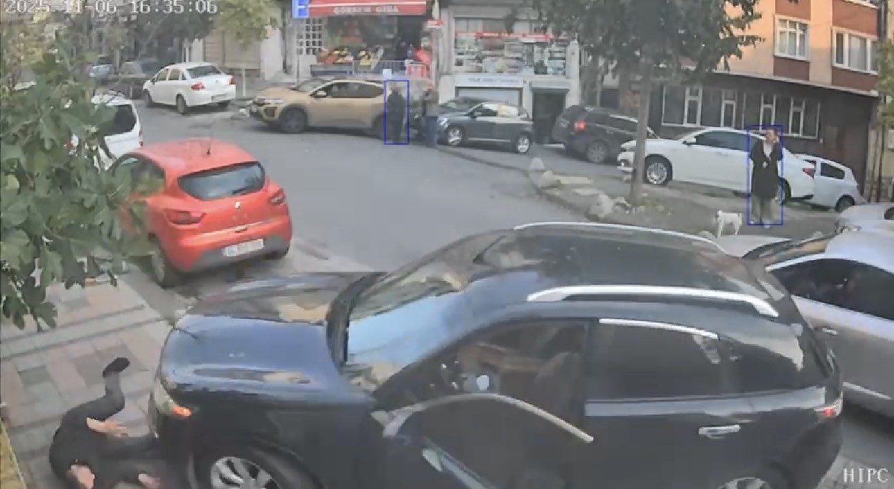 Kendiotomobilitarafindanboyleezildi