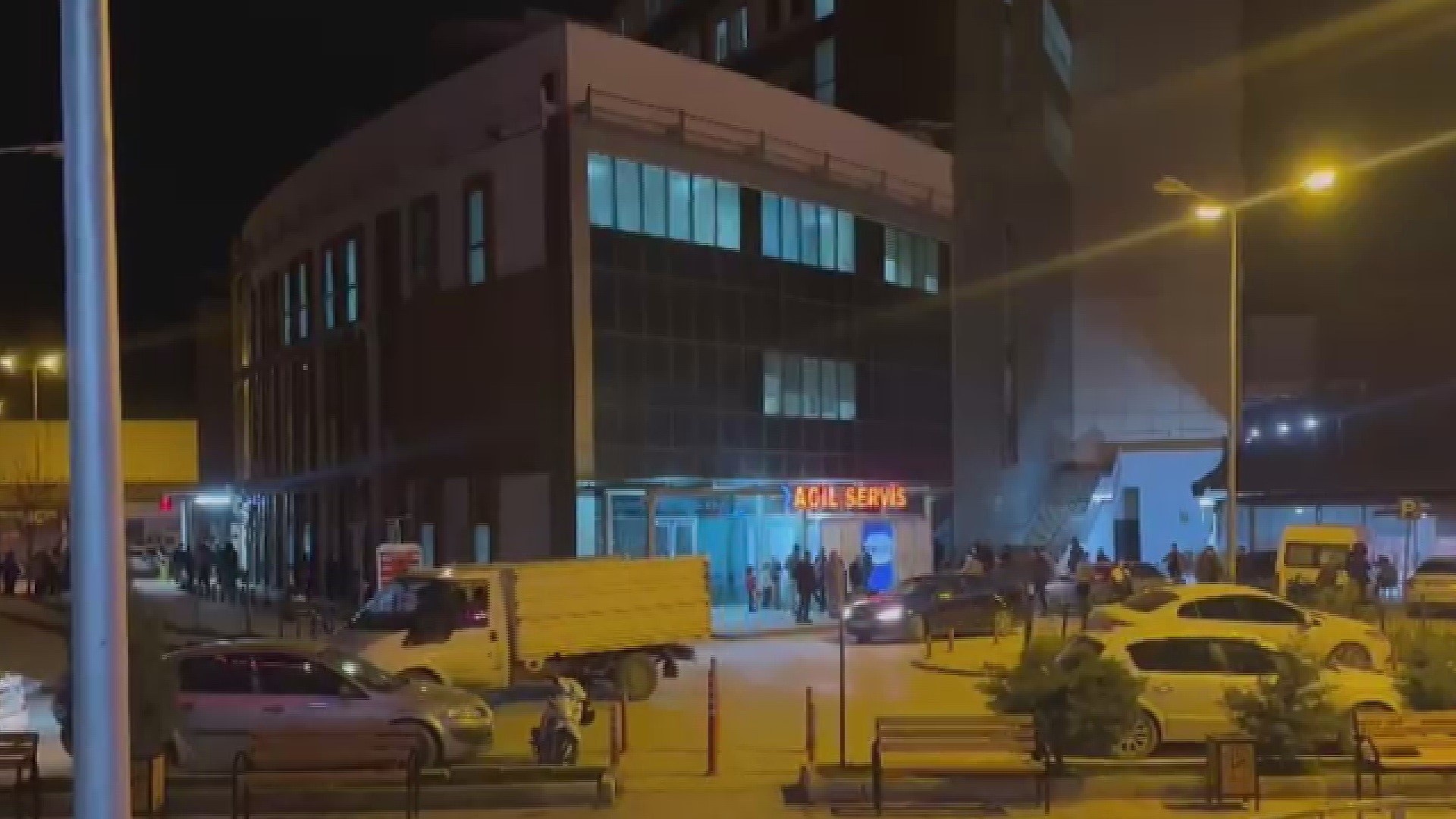 Kizlariagiryaralandi