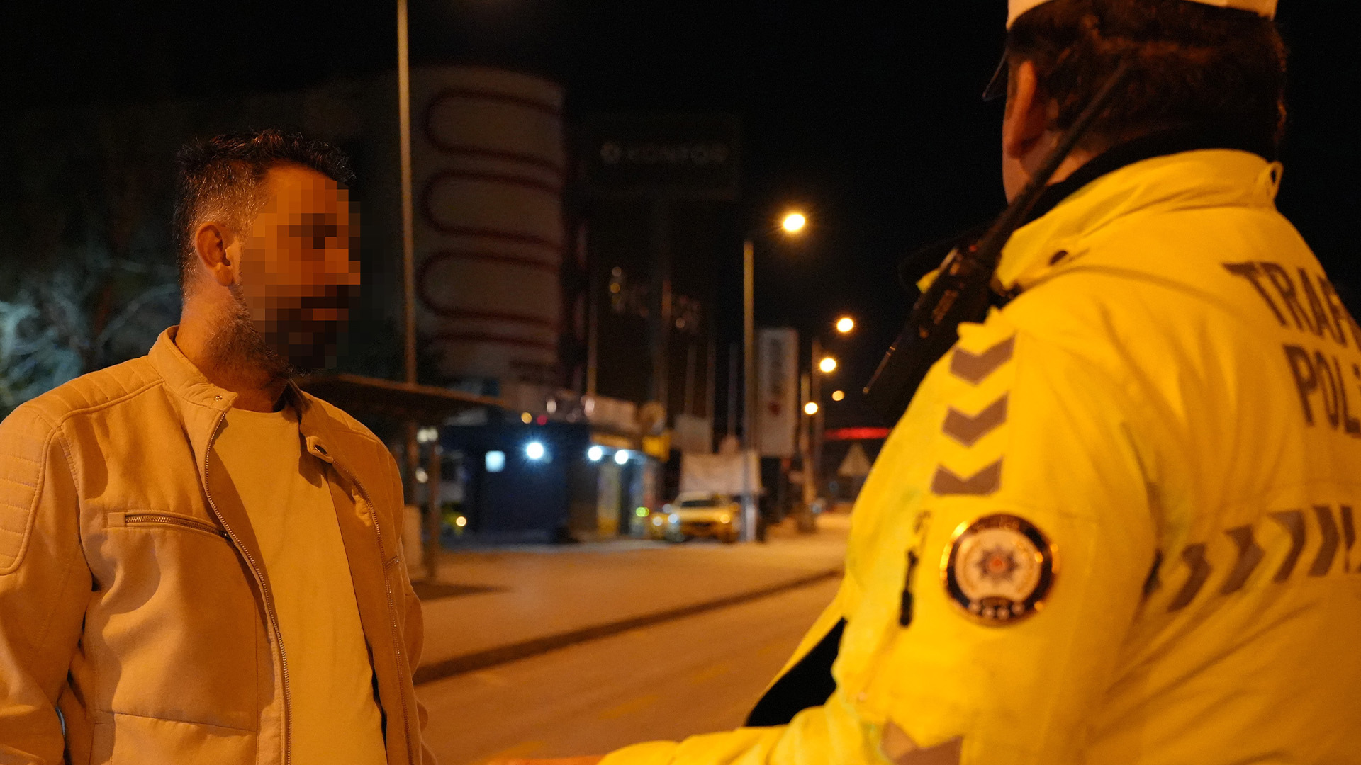 Polisebabalikyapdedi