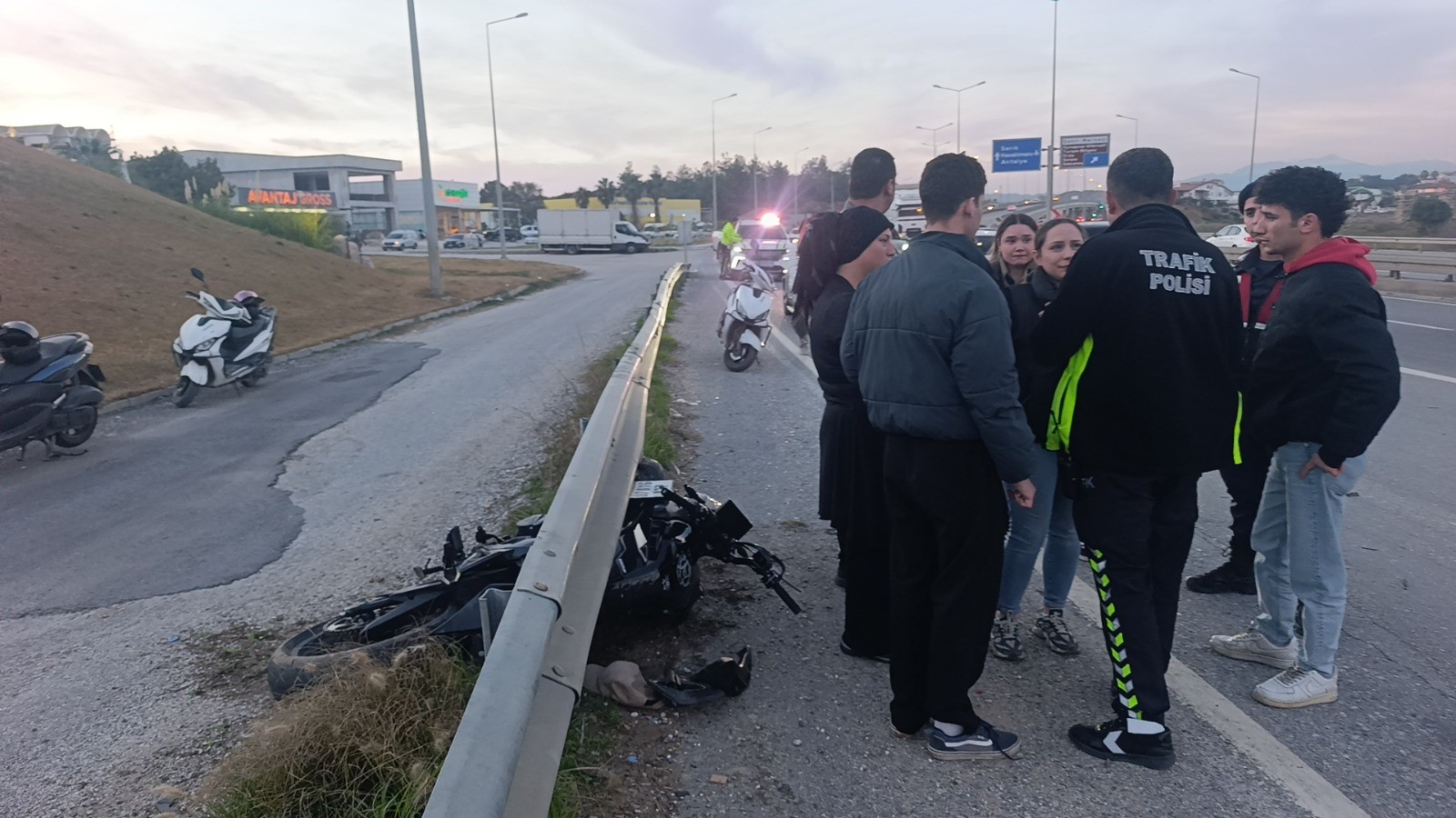 Trafikeekibinigoruncekazayapti