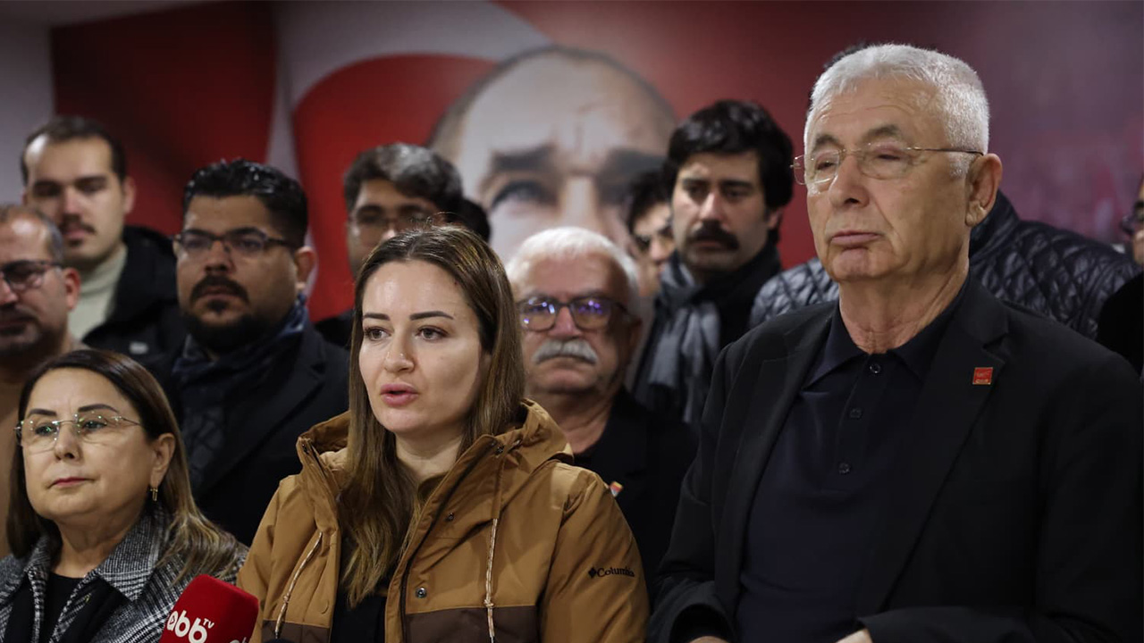 Uckorobiraradaantalyadadepremanisinamuzikgecesi