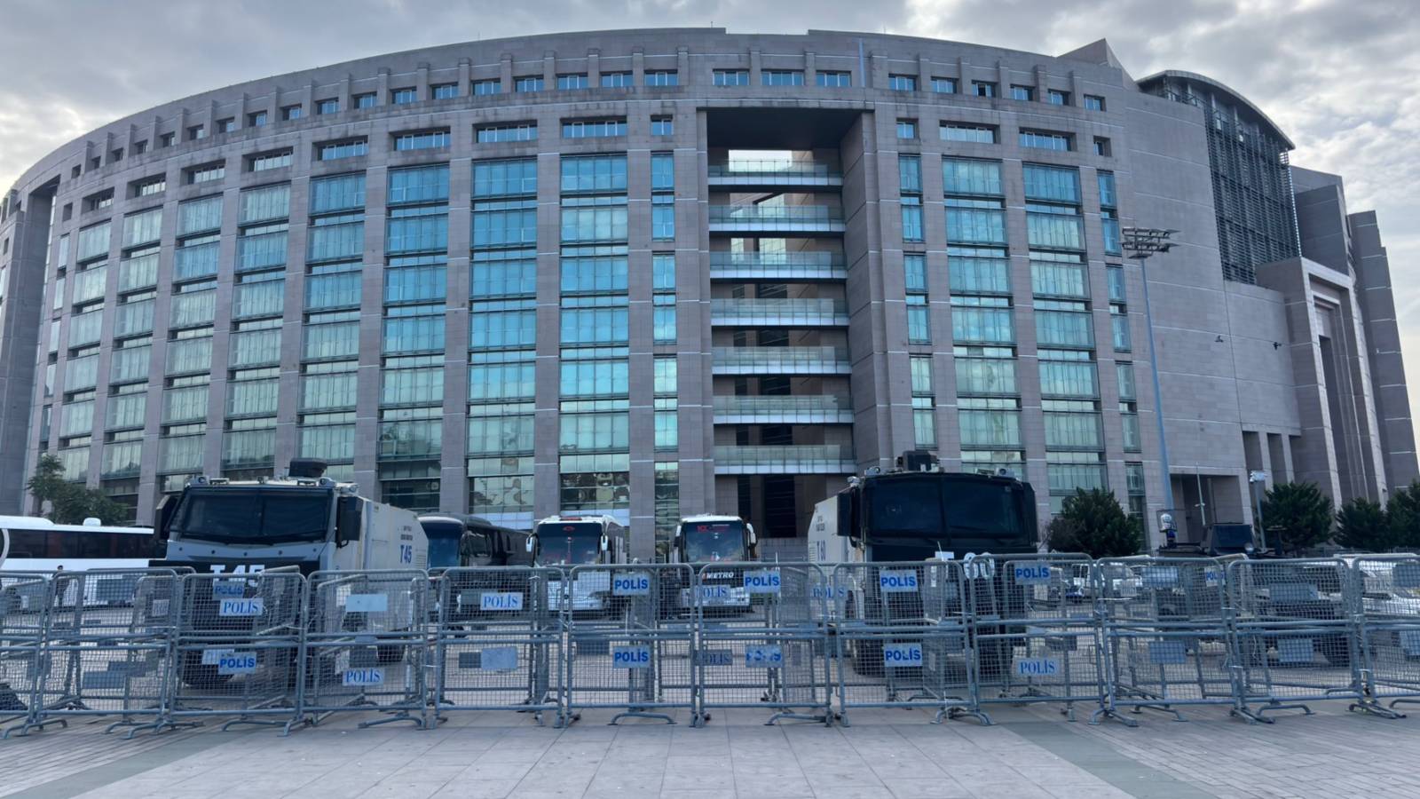 Uyusturucusorusturmasindayenigelisme6Unluadliyeyesevkedildi