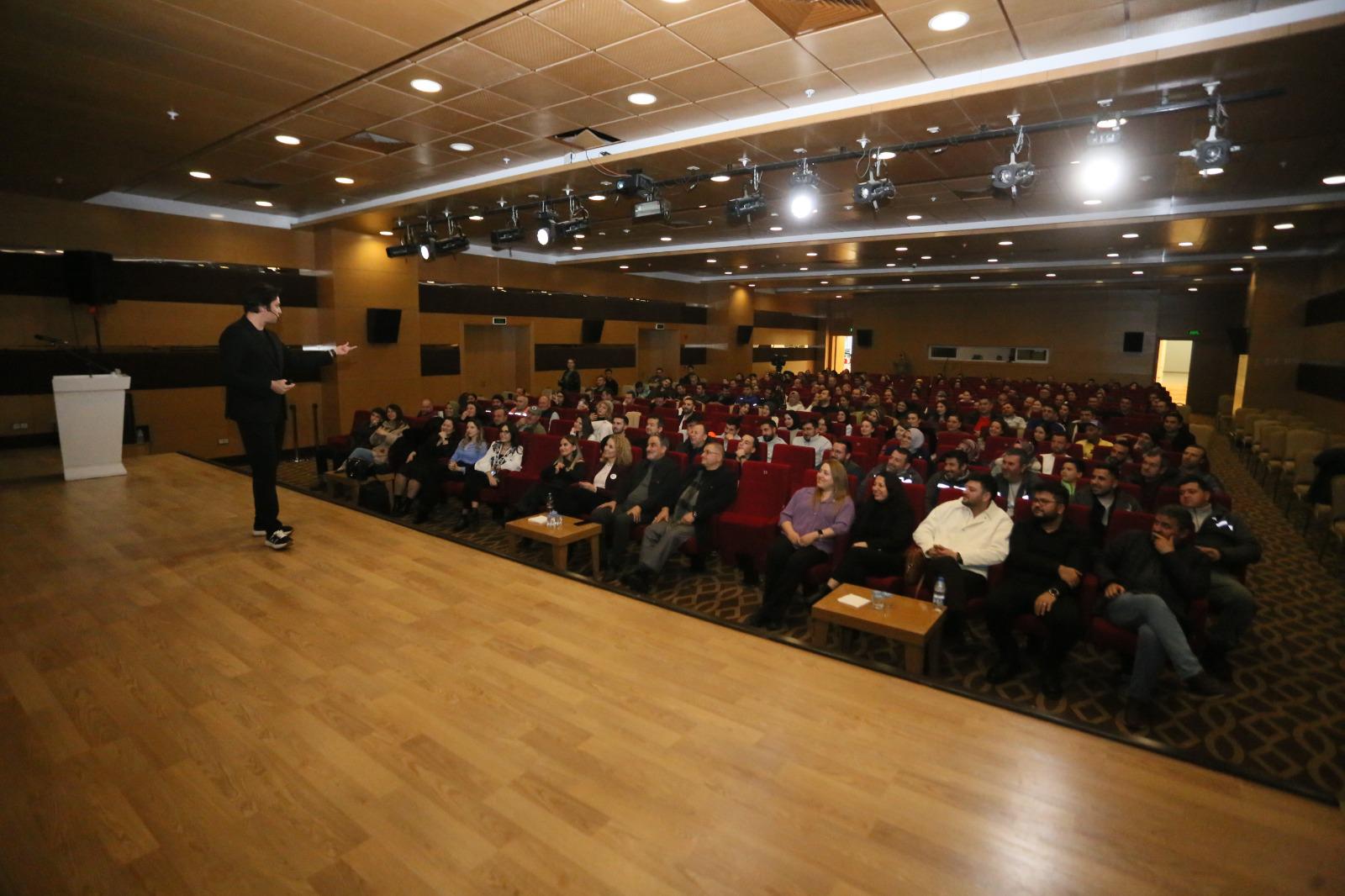 Uzmanisimkepezlilerlebulustu