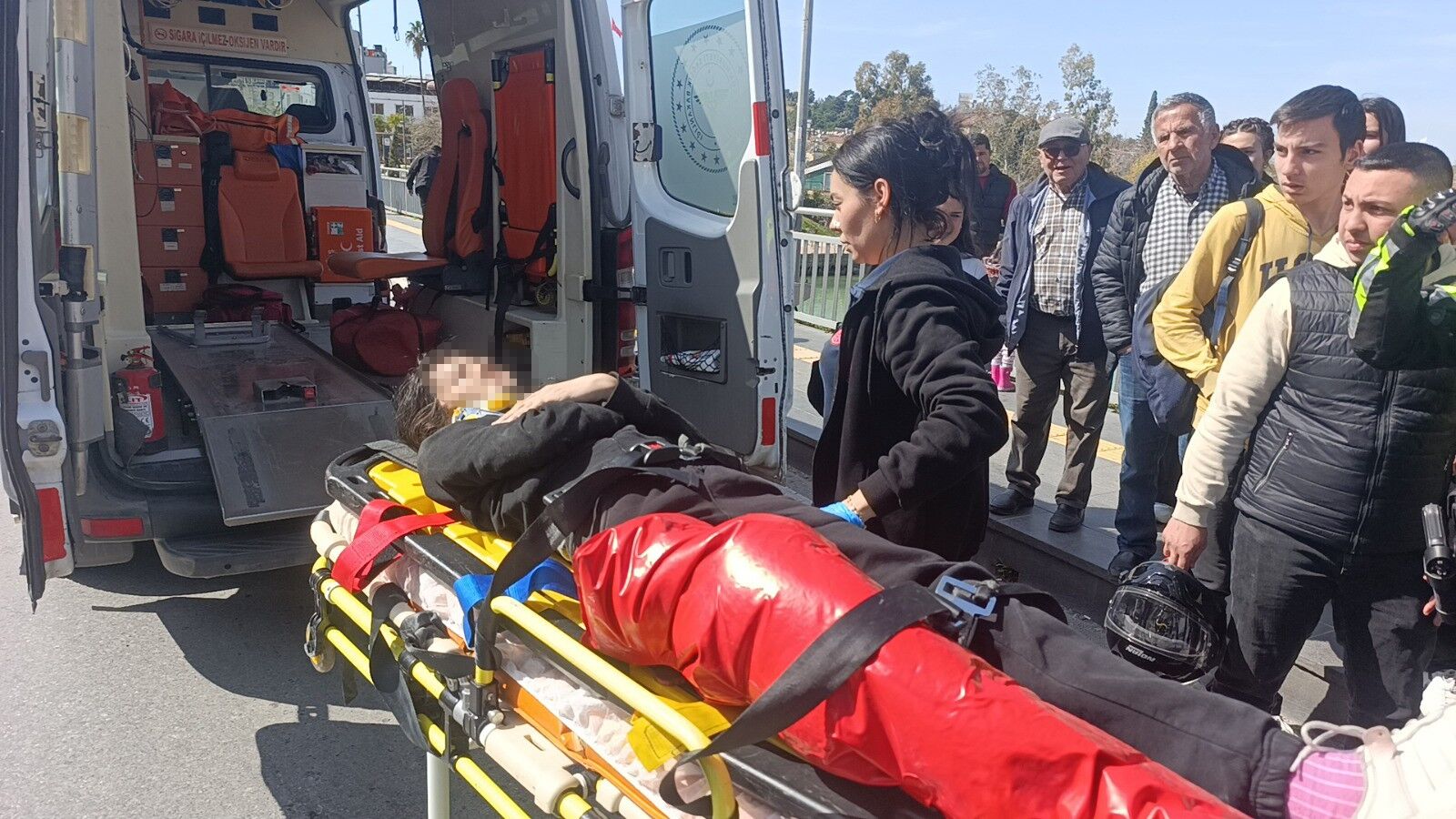 14Yasindakikizamotosikletcarpti