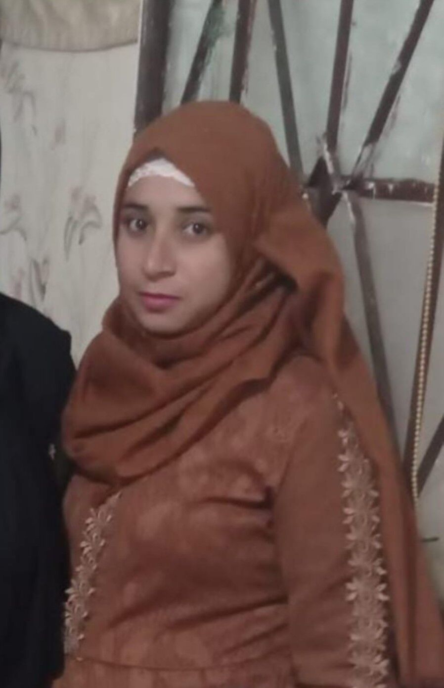 Aciteslimhamilekizive5Torunununcenazesinialdi