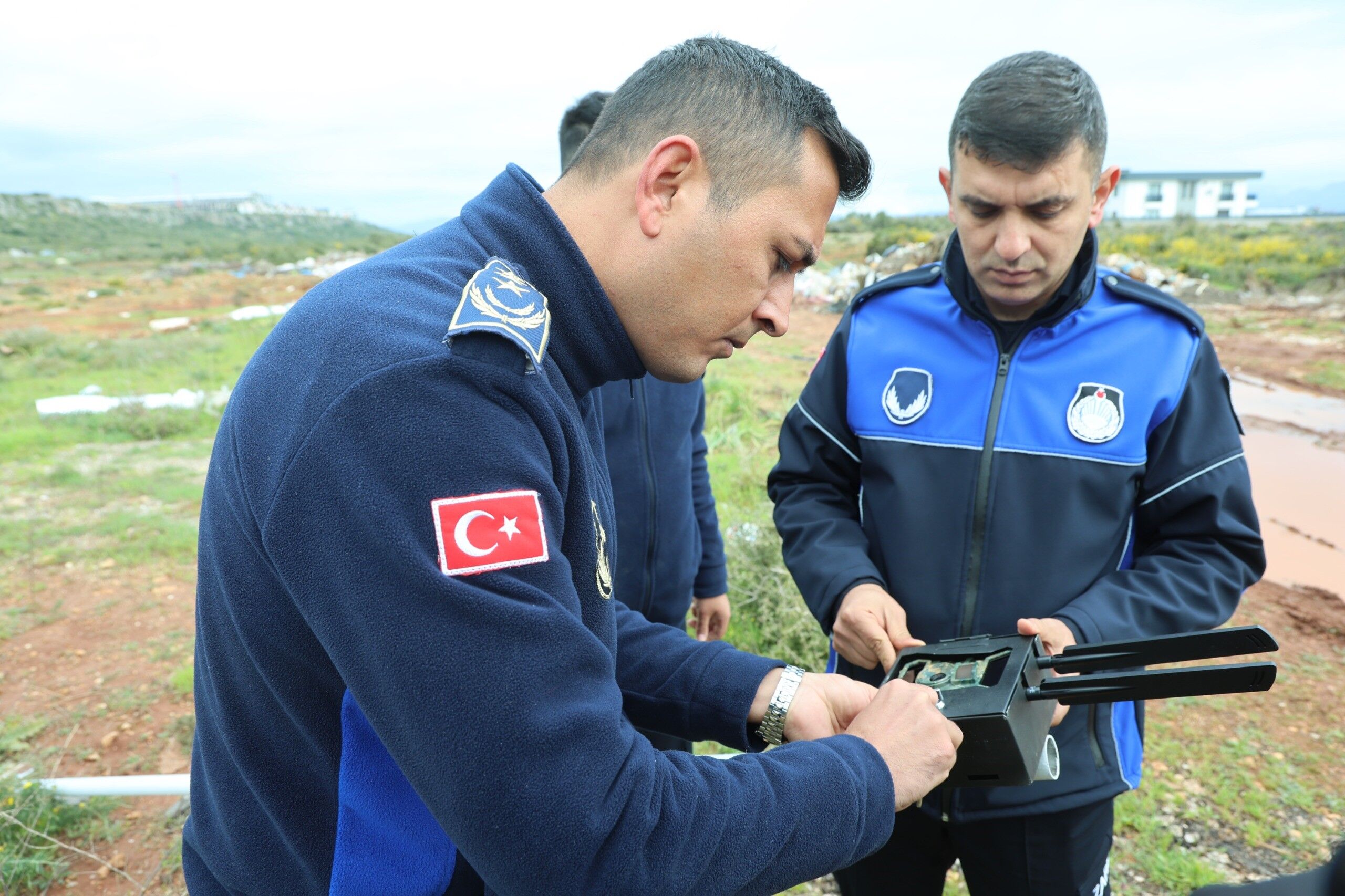 Aksualarmdafotokapanlisistemdevrede