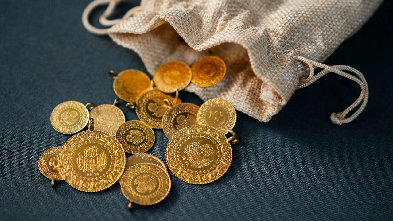 Altin Fiyatlari Yukseliste Gram 5 Bin 400 Liranin Uzerine Cikti