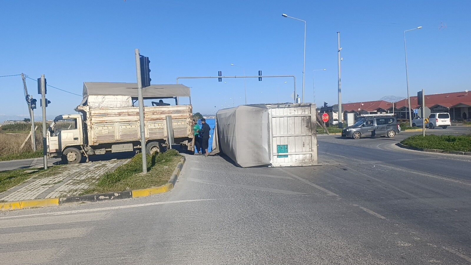 Antalyadakavsaktakamyonkazasitonlarcamuzbaskaaracanakledildi