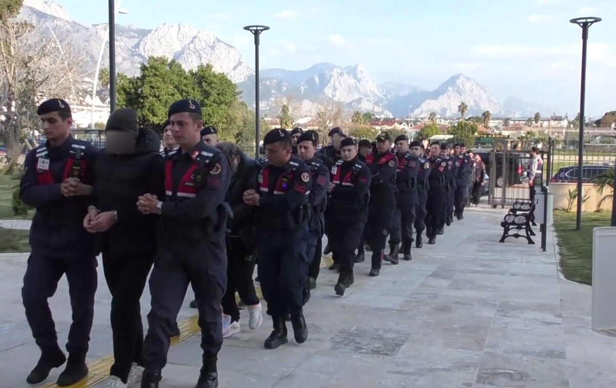 Antalyamerkezlidevoperasyon