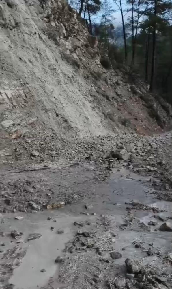 Kumlucadaheyelanyoltrafigekapandi