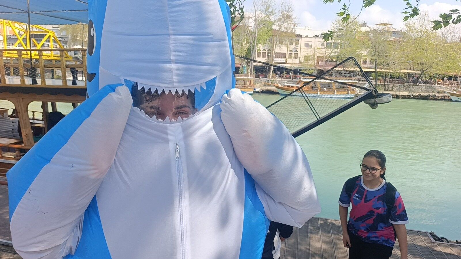 Manavgattamutluolmakistedikopekbaligikostumuylesokagaindi