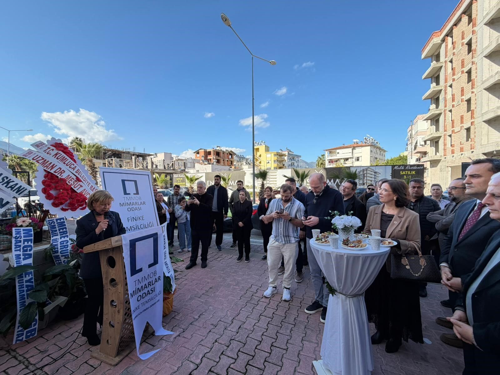 Mimarlarodasindanfinikeyeyenihizmetofisi