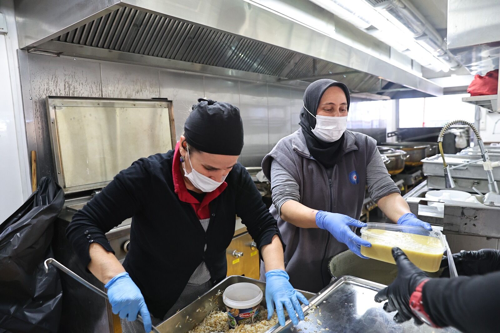 Mobilaseviiftaroncesisicakyemekikraminadevamediyor