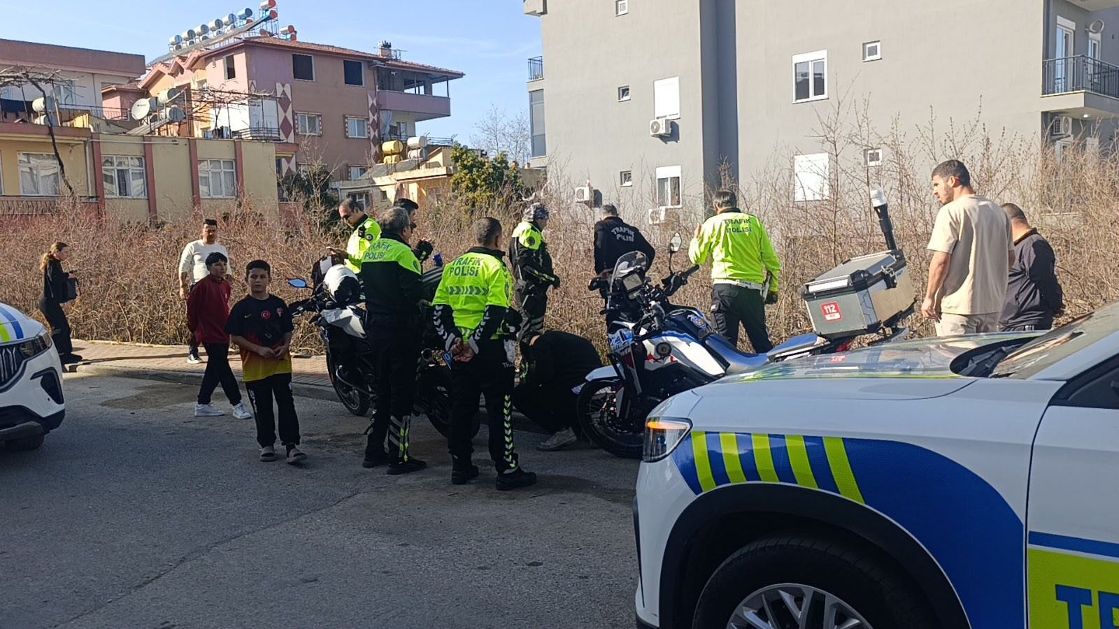 Motosikletini2Metreyuksektenasagiatti