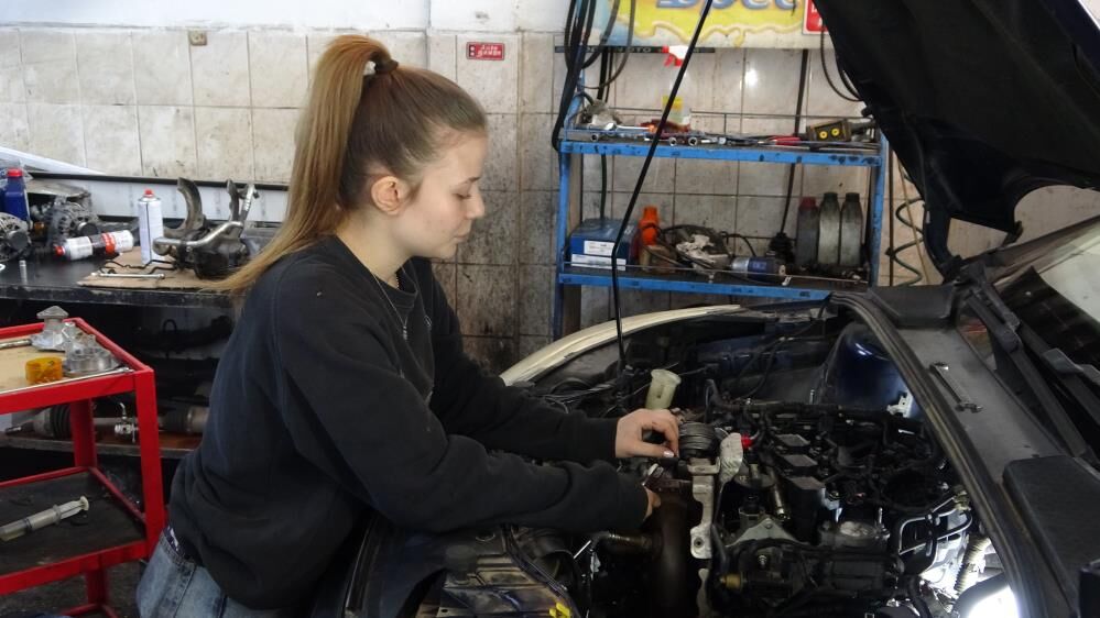 Sanayiotoustagenckiz