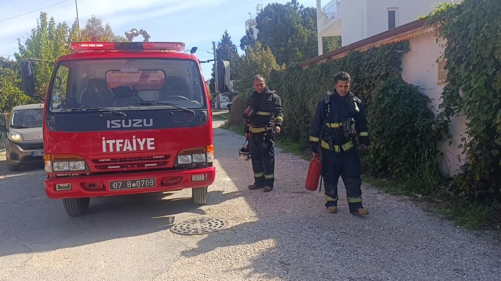 Sidedeotelyanginialevlerdaireyisardi