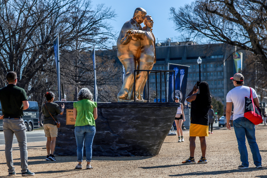 Trumpveepsteininheykelidikildi