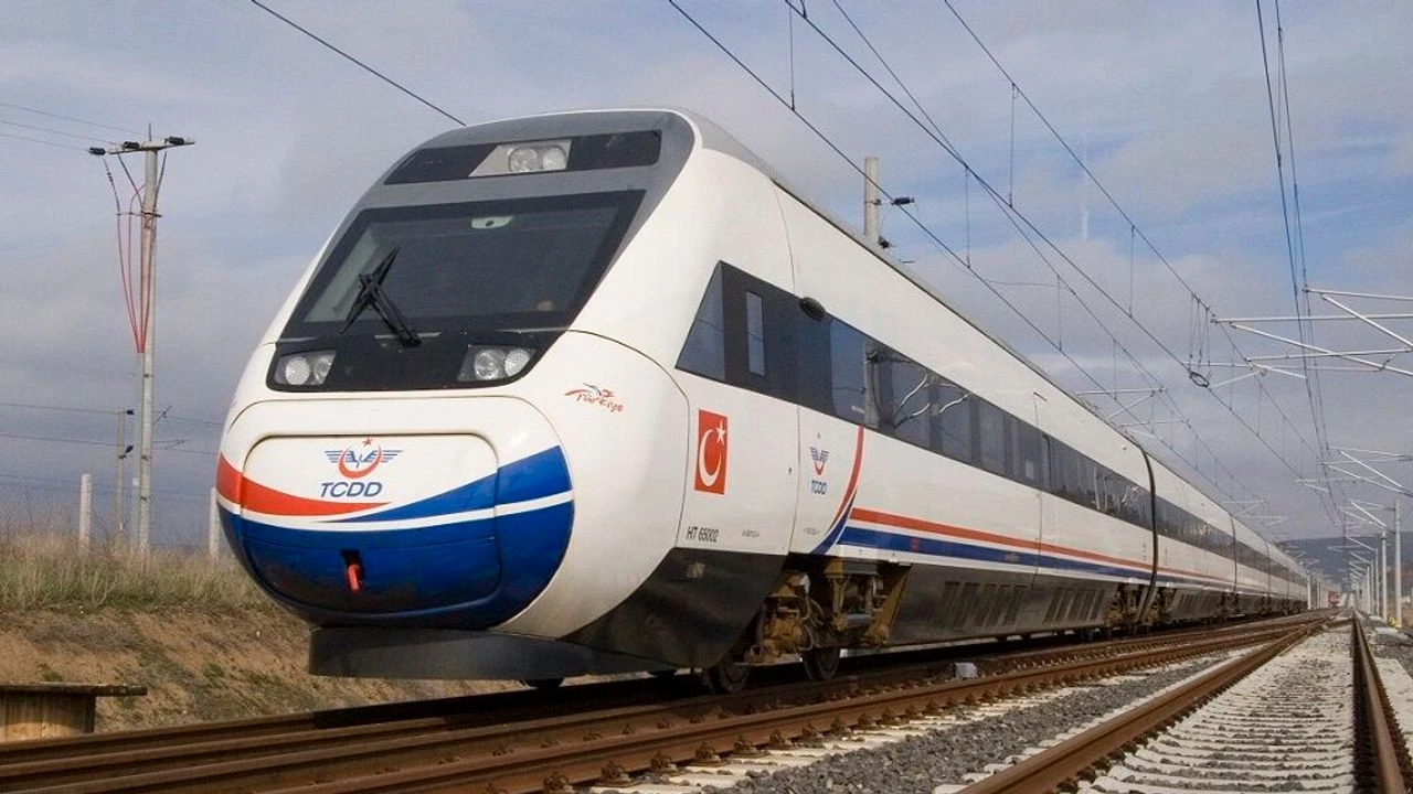 Turizminkalbinehizlitrenmujdesiistanbuleskisehirantalyaprojesindeyenidetaylar