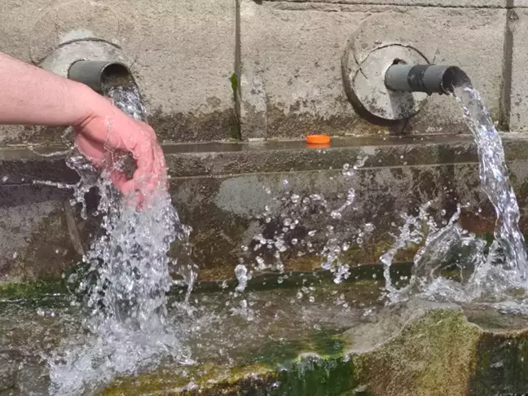 Valiyardimcisiyasakasksaldirisininardindangörevdenalindi