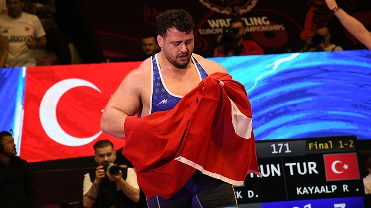 13Uncuavrupasampiyonlugunaulast