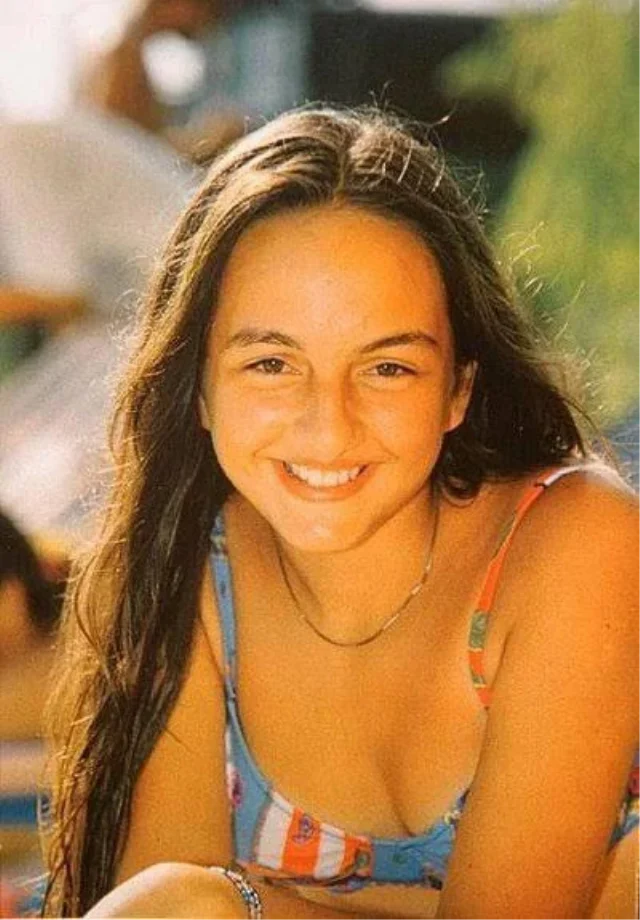 Acikladigulistandokudansonrasiradakidosyabellioldu