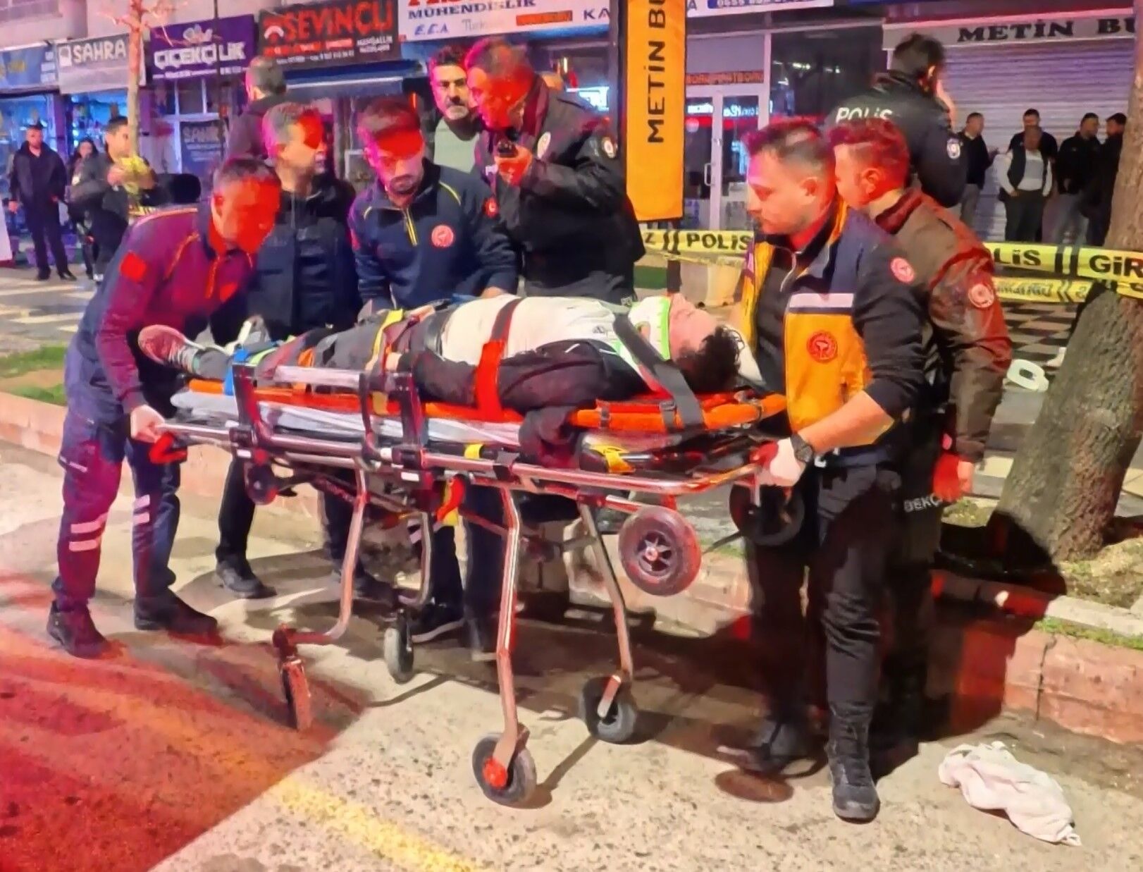 Aksaraydayaralioglununbasindaferyatedenanneyurekleridagladi