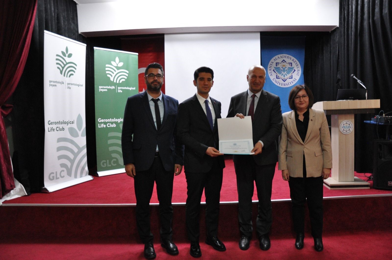 Aksekiicinyerelkalkinmazirvesi