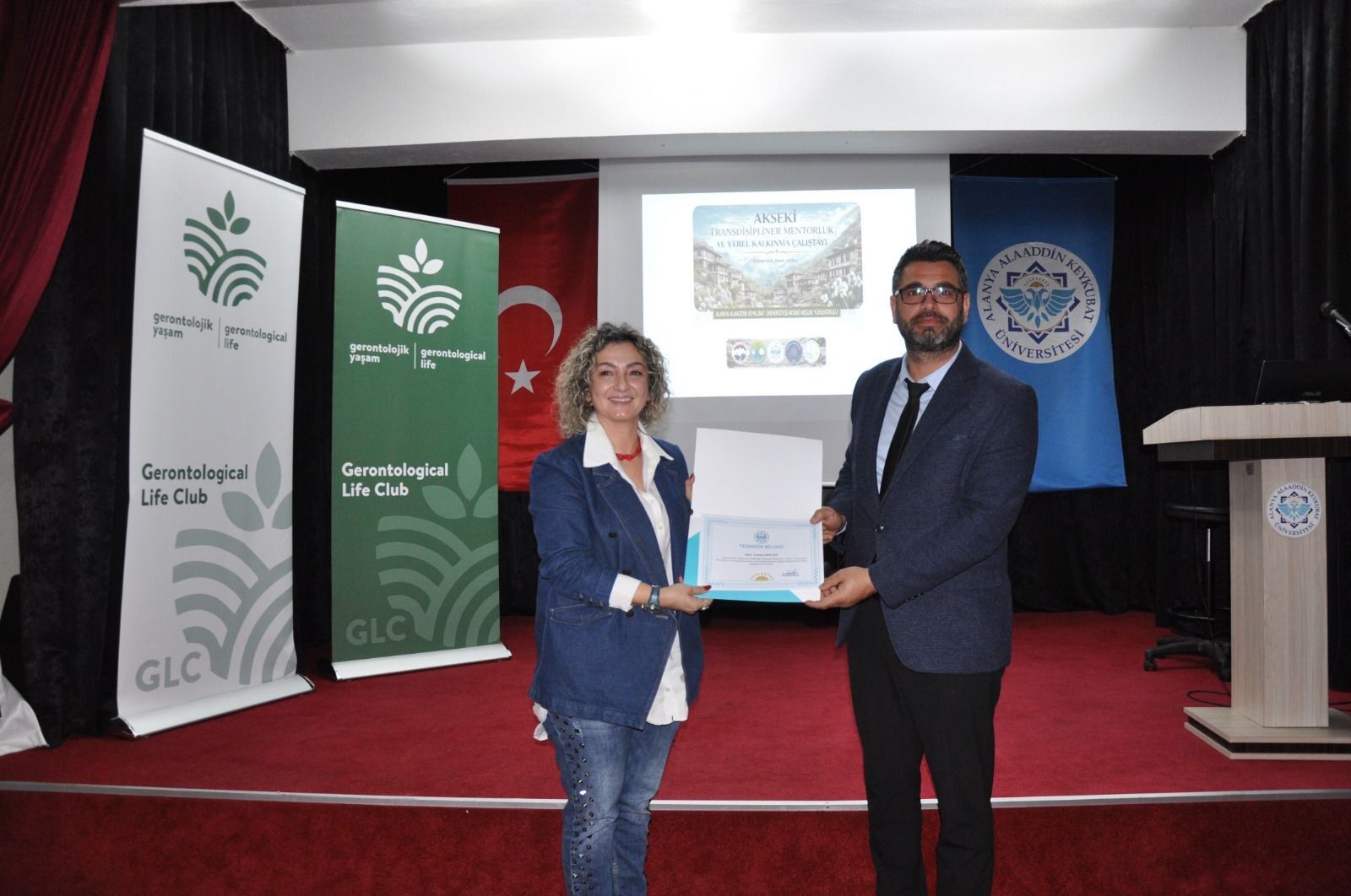 Antalyaalkudeaksekiicinyerelkalkinmazirvesi