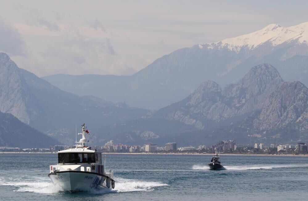 Antalyadaturizmsezonuoncesidenizpolisidenetiminiartırdı