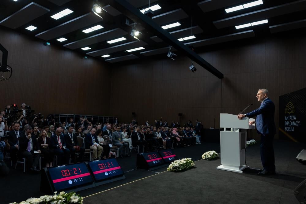 Bakanfidanantalyadiplomasiforumundakonustu