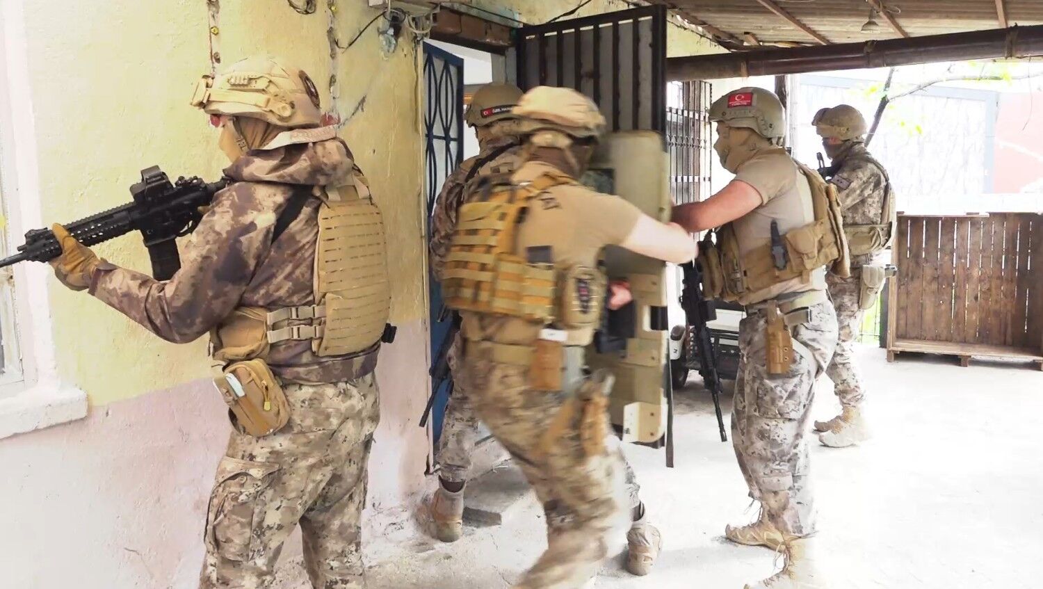 Baronlarinplanicoktu