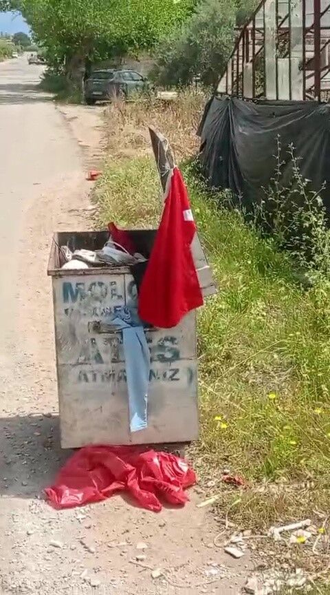 Belediyecalisanindanornekdavraniscopeatilanbayragasahipcikti