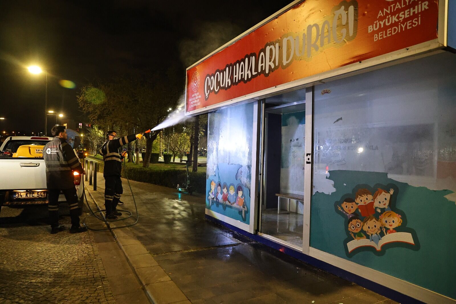 Buyuksehirekiplerindengeceilaclamasi