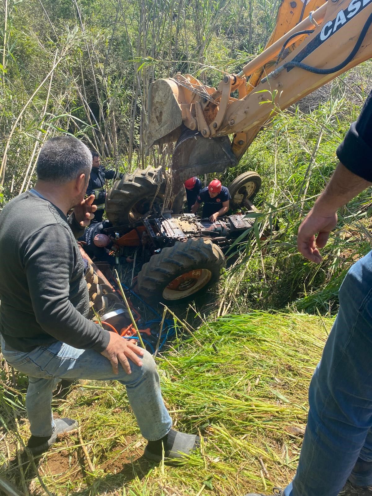 Ciftcitraktorunaltindakaldi