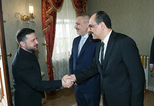 Erdogandunyalideriylebirarada