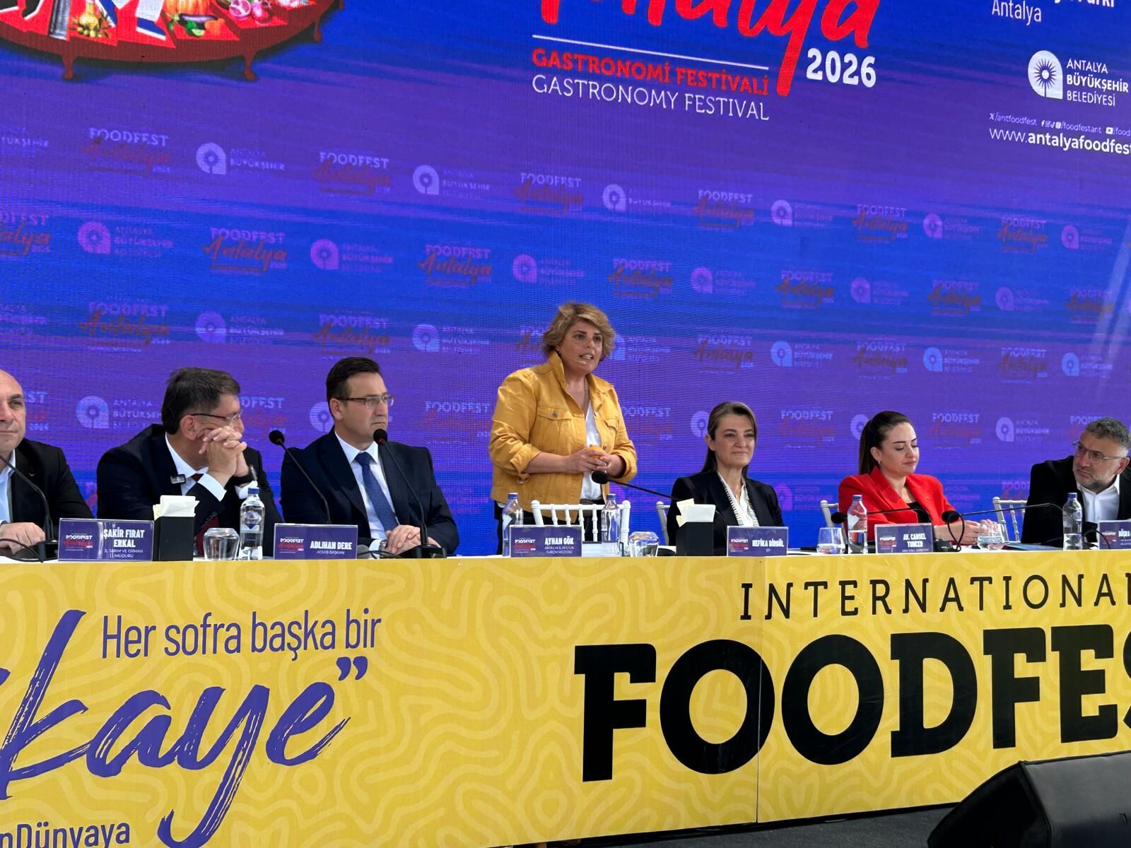 Fest5Kezkapilariniaciyoriddiamizikanitladik