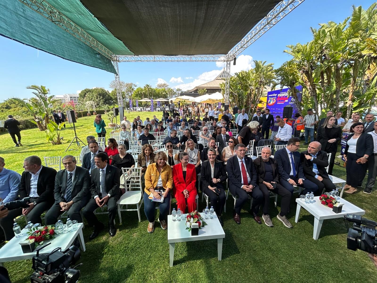 Foodfest5Kezkapilariniaciyor