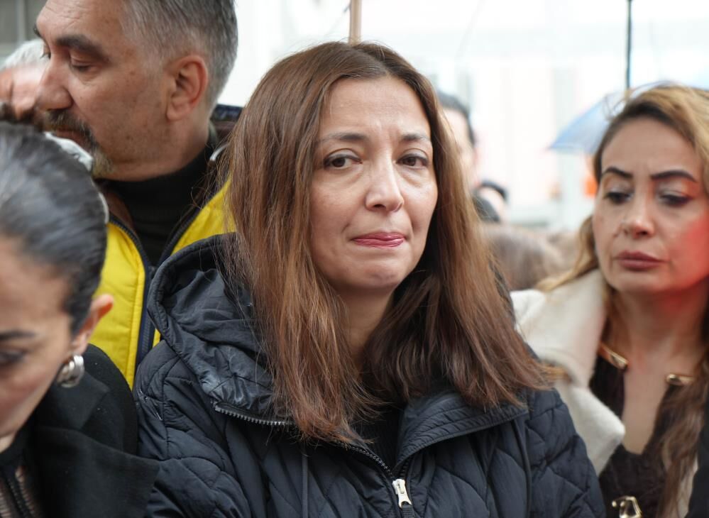 Ilkokulogretmeninevelidensaldrigirisimi