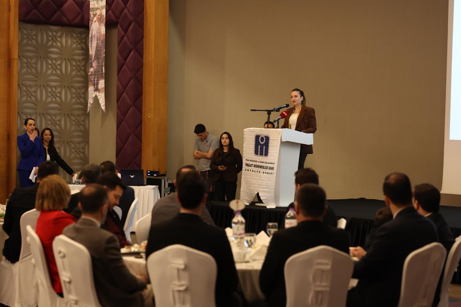 Imotoplantisindakonyaaltivekepeze6Katlikavsakgeliyor